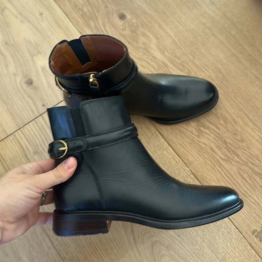 Franco Sarto Elese Bootie (Women) BLACK, Size 5.5 M